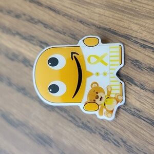Amazon Swag Peccy Pin